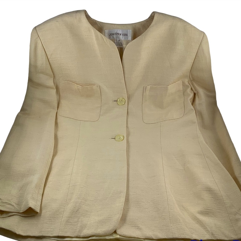 Jones New York Cream Blazer